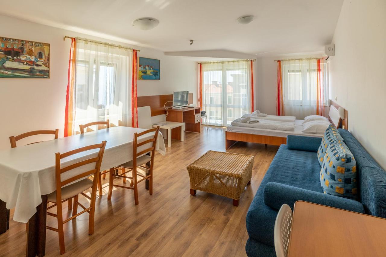 Apartments Liburnija Opatija Exterior photo