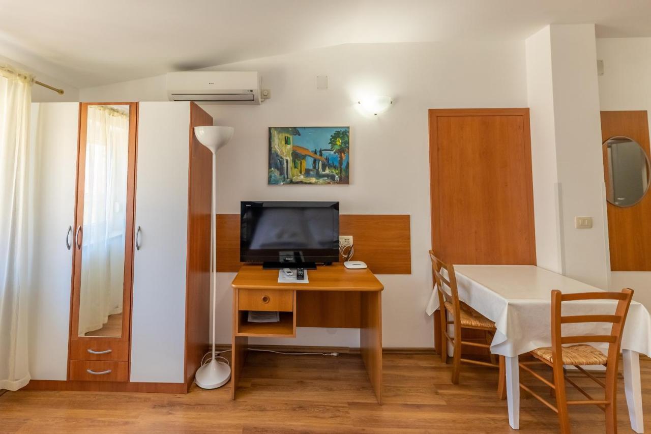 Apartments Liburnija Opatija Exterior photo